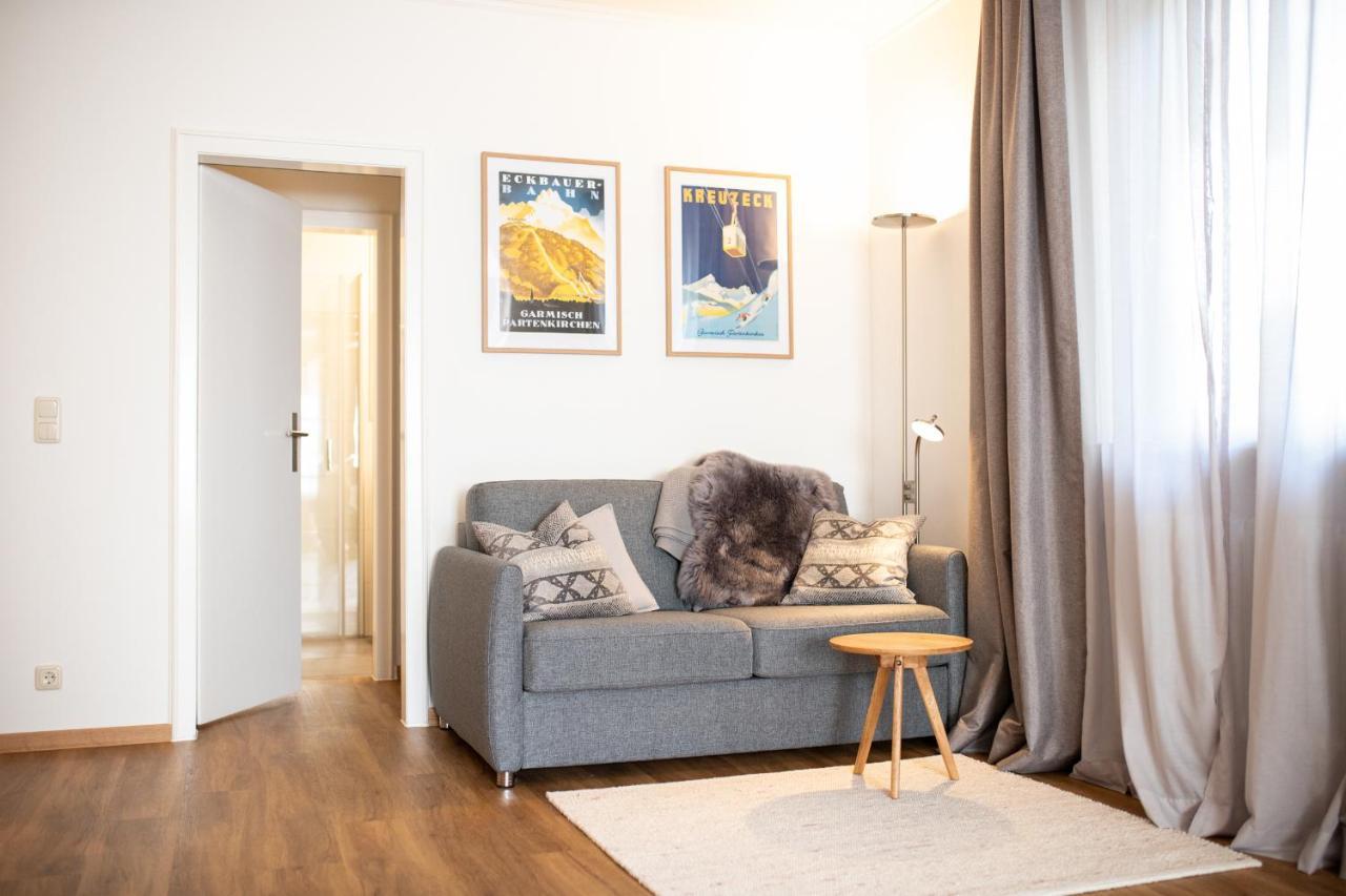 Gluecksgriff Apartment การ์มิช-พาร์เทนเคียร์เชน ภายนอก รูปภาพ